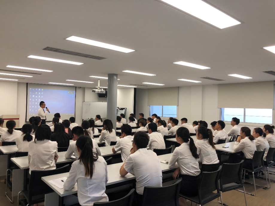 “不学礼，无以立”——杭州德奥组织开展员工商务礼仪培训